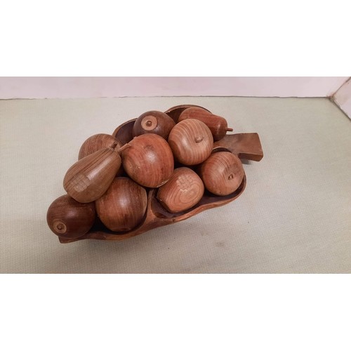 4 - WOODEN FRUITS IN A BOWL