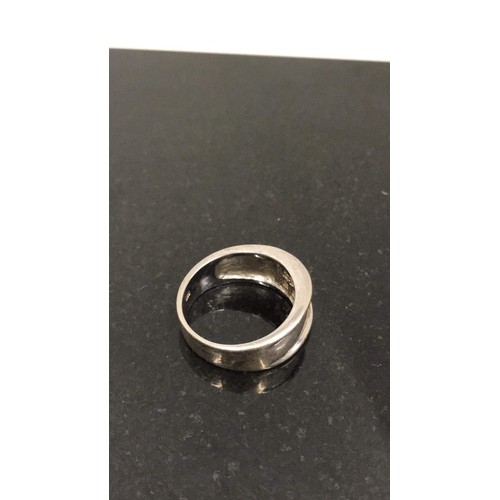 180 - Silver ring weight 8.87g