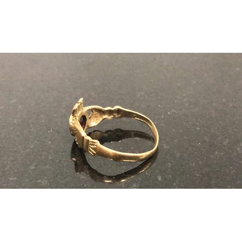 188 - 9ct gold ring weight 1.28g