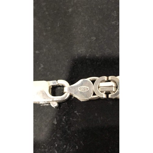 179 - Silver necklace weight 37.96g