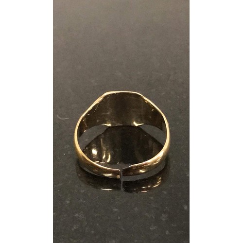 157 - 9ct gold signet ring weight 4.00g