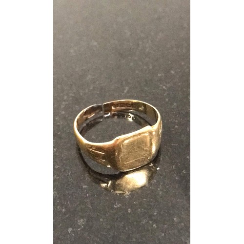 157 - 9ct gold signet ring weight 4.00g