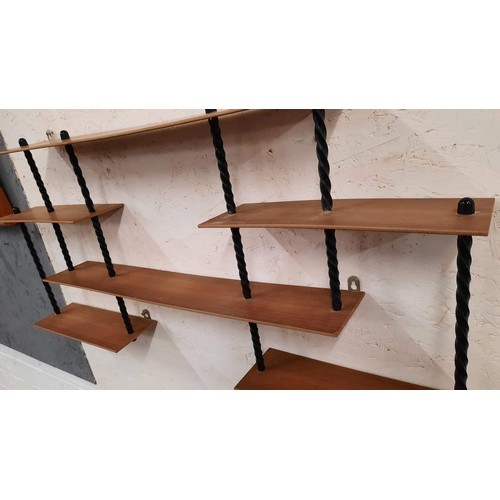 301 - RETRO TRINKET SHELF