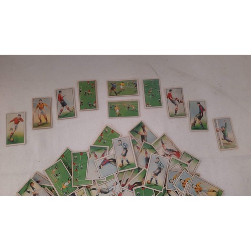 311 - LARGE  COLLECTION OF COLLECTABLE ORIENTAL FOOTBALL TEAM CARDSSEE ALL PICTURES