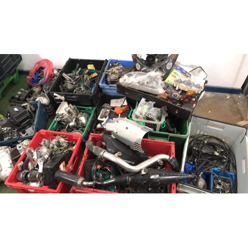 415 - VERY LARGE COLLECTION OF MOTOR BIKE ENGINE AND OTHER PARTS USED SEE ALL PICTURES