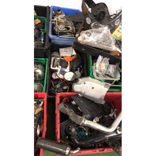 415 - VERY LARGE COLLECTION OF MOTOR BIKE ENGINE AND OTHER PARTS USED SEE ALL PICTURES