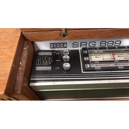 339 - DECCA SRG899 RETRO TEAK FINISH RADIOGRAME POWERS UP NEEDS SORTING