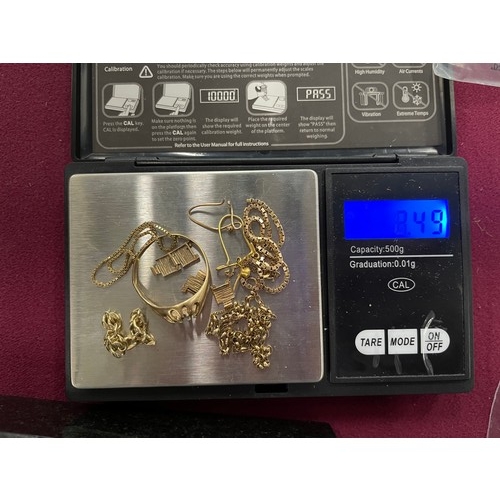 165a - Selection of 9ct gold weight 6.92g