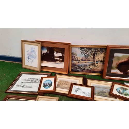 375 - MIXED PRINTS AND FRAMES