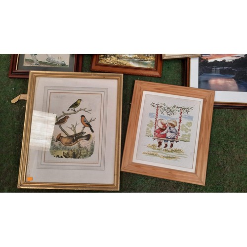 375 - MIXED PRINTS AND FRAMES