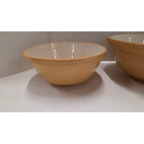 462 - KITCHEN MIXING BOWLS