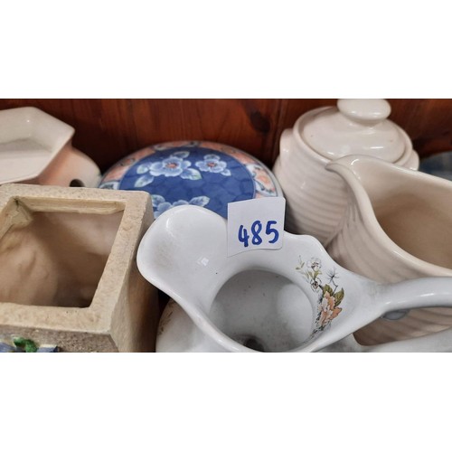 485 - COLLECTABLE ITEMS