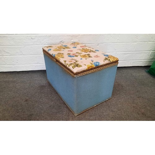 107 - BLANKET BOX