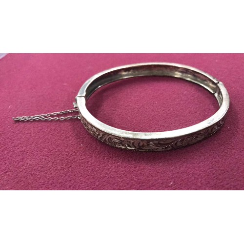 216a - Silver bangle weight 20.53g