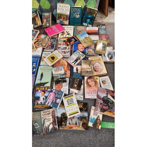 159 - Large quantity of books