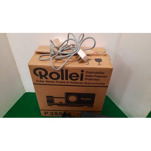 146 - Rollei slide projector in box