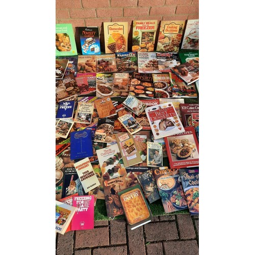 178 - Very large quantity of cooking books