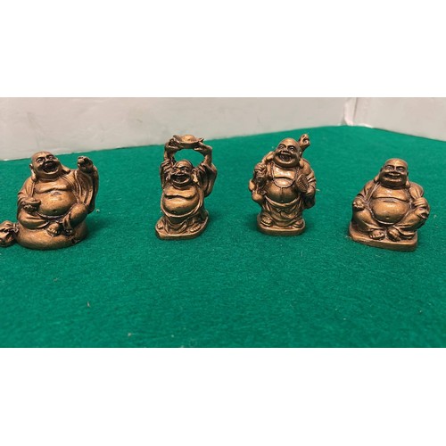 224 - Six buddha figures