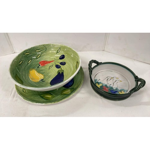 6 - Decorative bowls & plate...