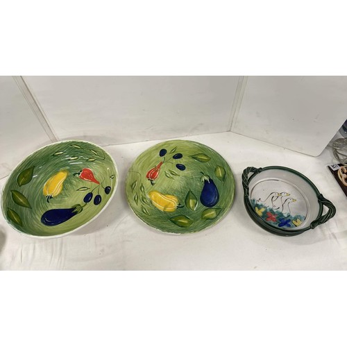 6 - Decorative bowls & plate...