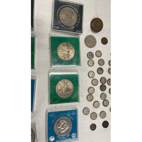 88 - Mixed proof crowns & other coinage