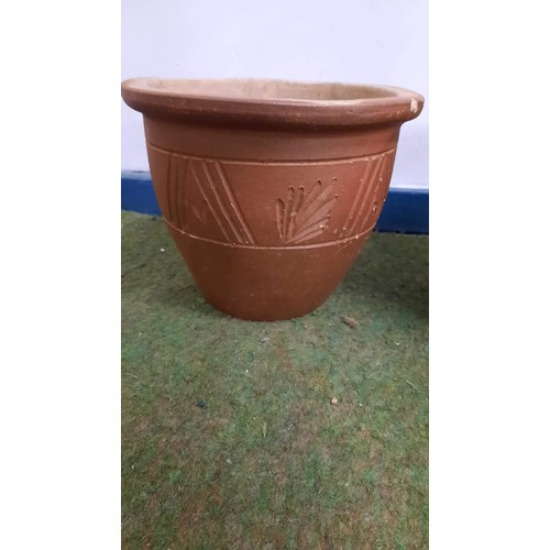 114 - Two plant pots