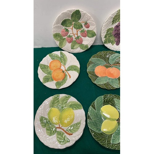 63 - 8 fruit display plates