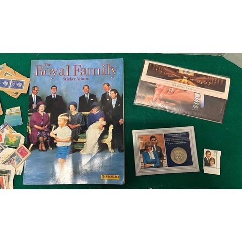 41 - Royal family commemorative items including a crown commemorating the marriage of Princess Diana and ... 