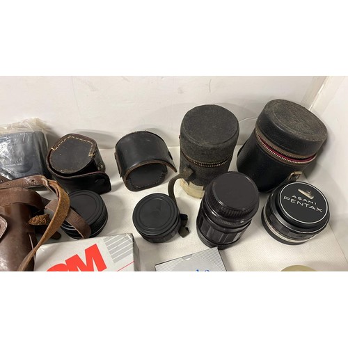 20 - Quantity of camera accessories including a Halina Panorama...