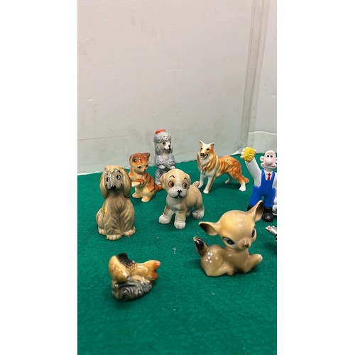 28 - Selection of animal and Wallace and Gromit figures...