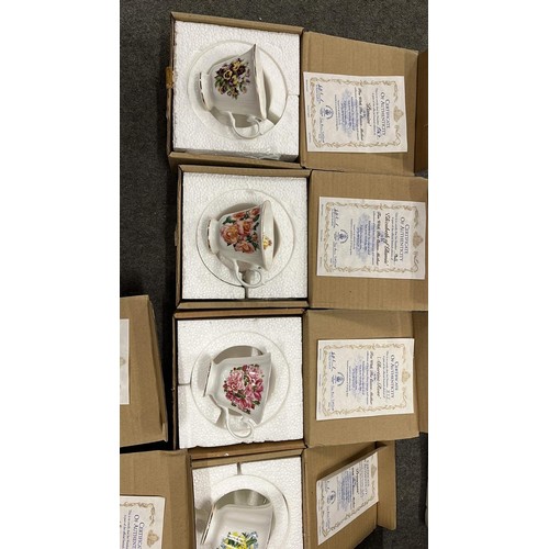 17 - Royale Stratford decorative cups with boxes and certificate of authenticity and Diana plate...