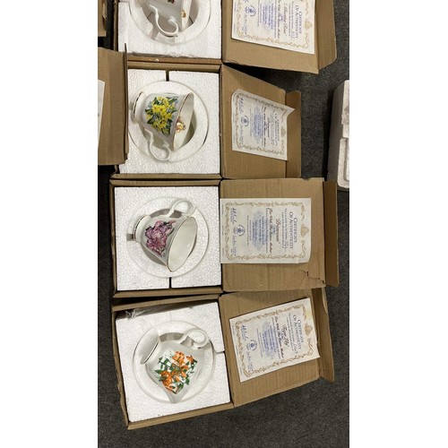 17 - Royale Stratford decorative cups with boxes and certificate of authenticity and Diana plate...