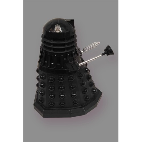 100 - 12 inch model of Dr Who Dalek