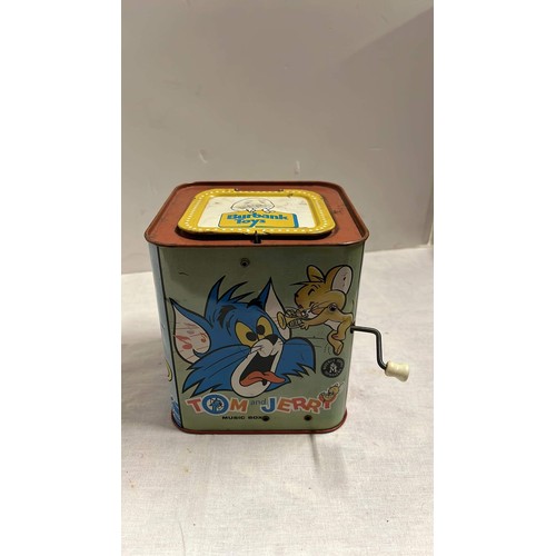 3 - Tom jack in a box