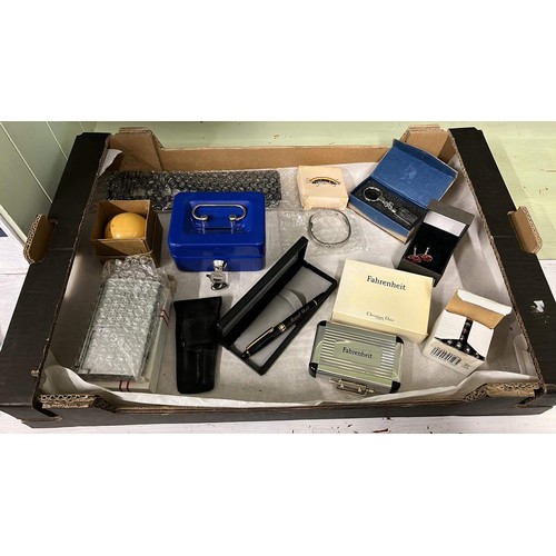 2 - Mixed collectables