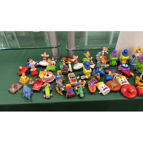 10 - QUANTITY OF MC DONALDS PROMOTION TOYS