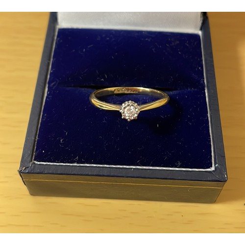 217 - 18ct gold & platinum diamond ring - weight 1.97g