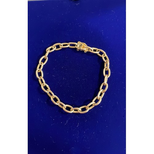 222 - 9ct gold bracelet - weight 5.23g