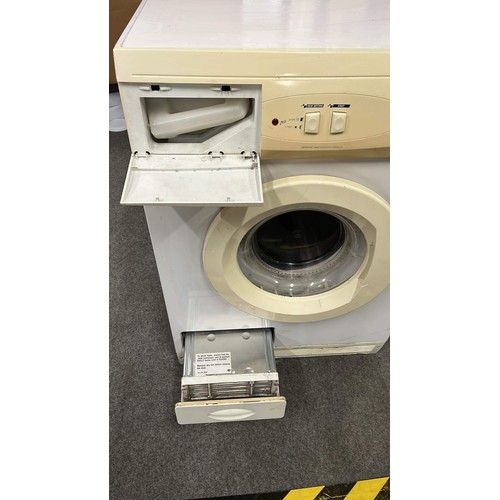 144 - WORKING WHITE NIGHT CONDENSER TUMBLE DRYER BUT NEEDS NEW DOOR CATCH SEE PICTURES