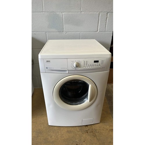 422 - ZANUSSI 6KG TIMLINE 1600