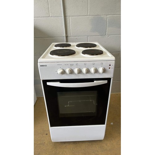 421 - BEKO FOUR RING COOKER