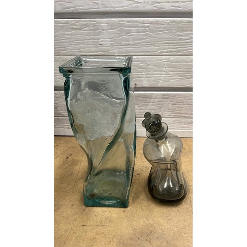 472 - GLASS VASE AND DIMPLE DECANTER