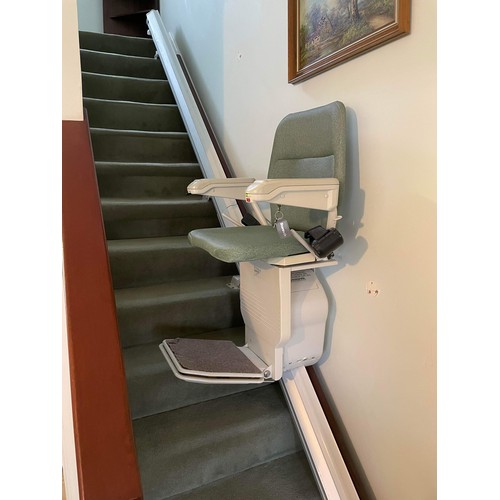 267 - WORKING STRAIGHT RUN STANNAH STAIR LIFT