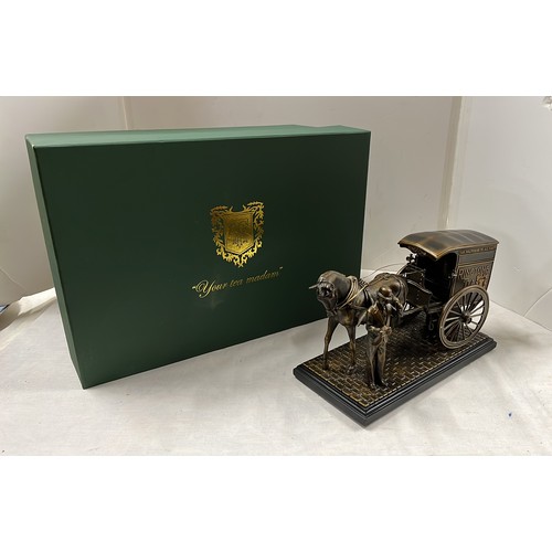 50 - LARGE RINGTONS SCULPTURE WITH GREEN BOX