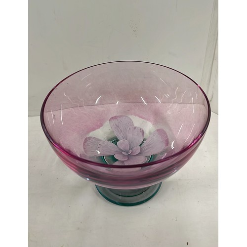 504 - PINK FLOWER DETAILED GLASS BOWL