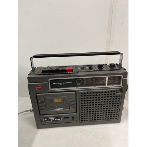 109 - SHARP GF-1704 RADIO CASSETTE RECORDER