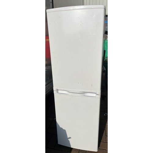 386 - WHITE FRIDGE  / FREEZER