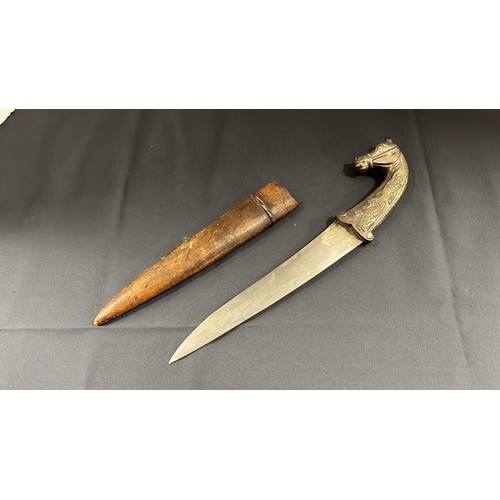 152 - HORSE HEAD DAGGER IN SHEATH