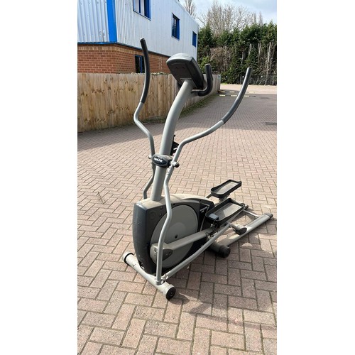 172 - TRIMLINE E418 LARGE TRAINING STEP / WALKER MACHINE