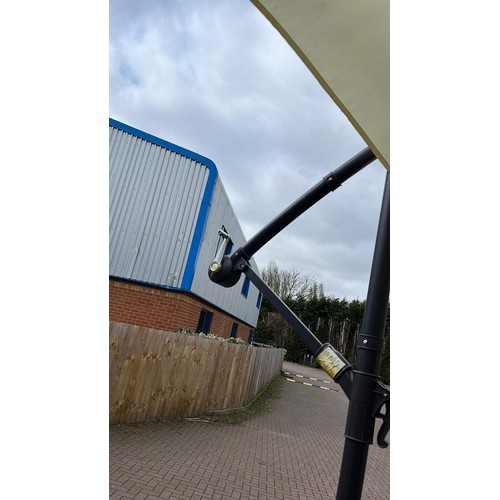 350 - LARGE GARDEN WIND OUT PARASOL